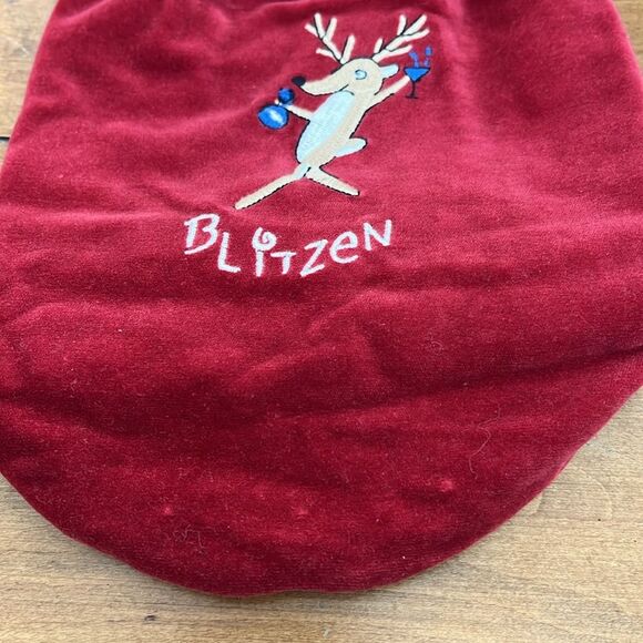 Pottery Barn Velvet Blitzen Christmas Reindeer Wine Gift Bag - Picture 9 of 9